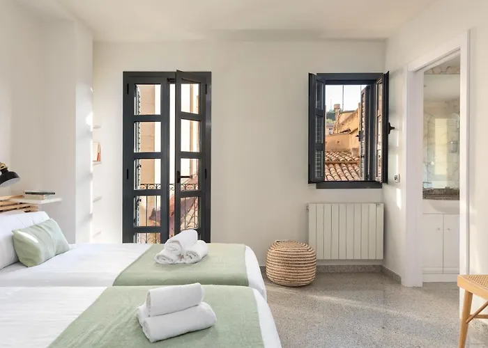 Flateli Placa Catalunya 10 * Жирона